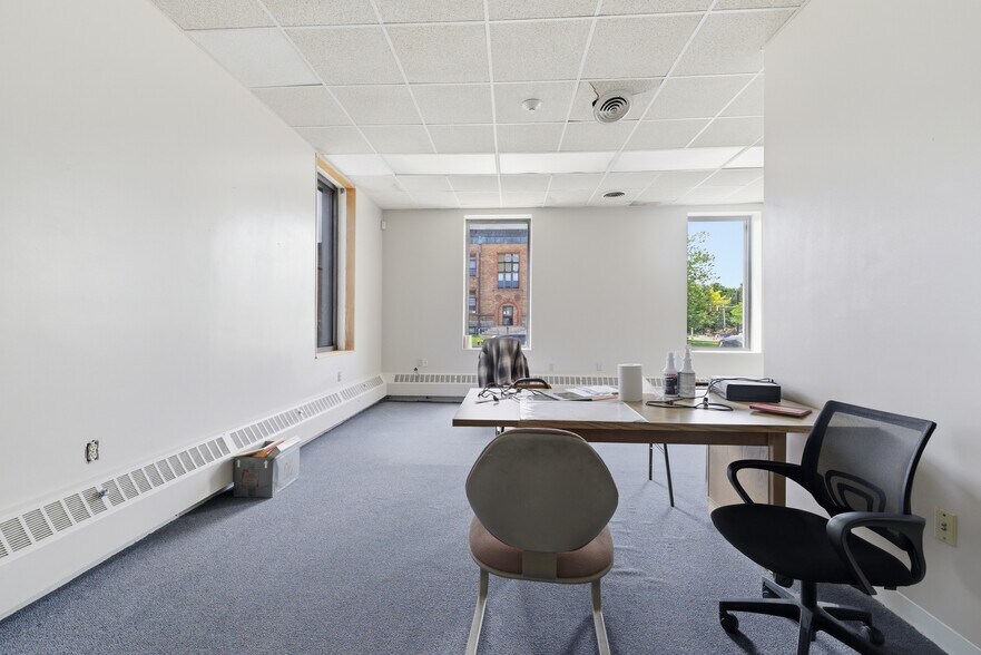 More Photos Of 32 Belmont St, Brockton Office For Lease
