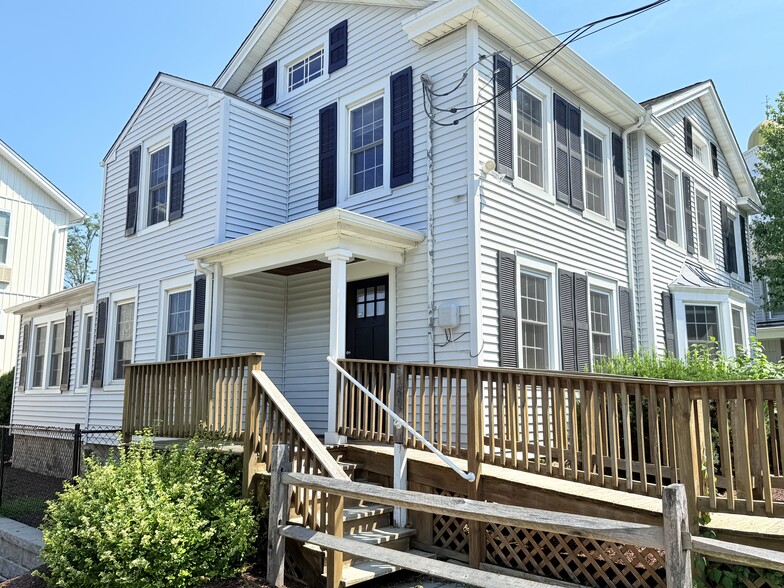 More Photos Of 155 Greenwood Ave, Bethel Unknown For Lease