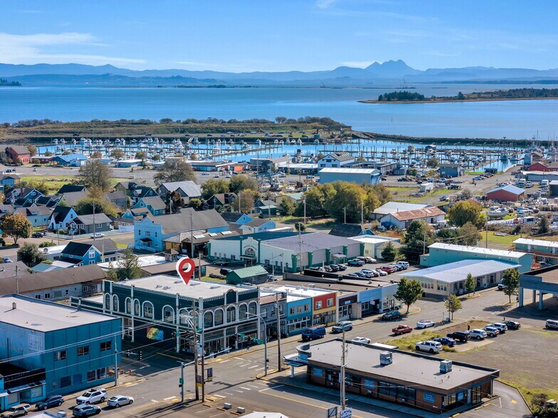 More Photos Of 104 Spruce St E, Ilwaco General Retail For Sale