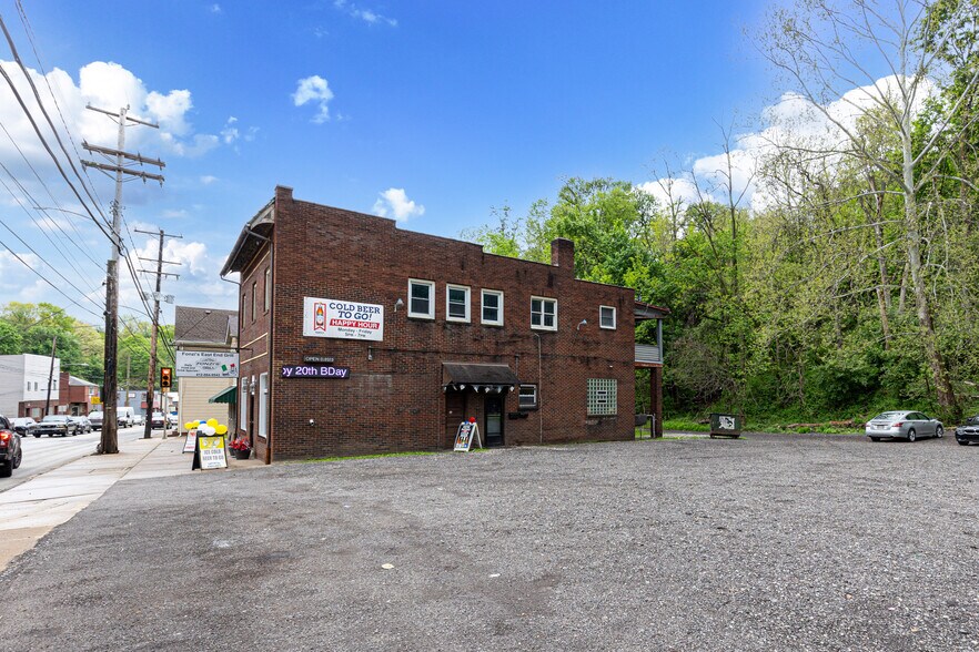 More Photos Of 2721 5th Ave, McKeesport Storefront Retail Residential For Sale