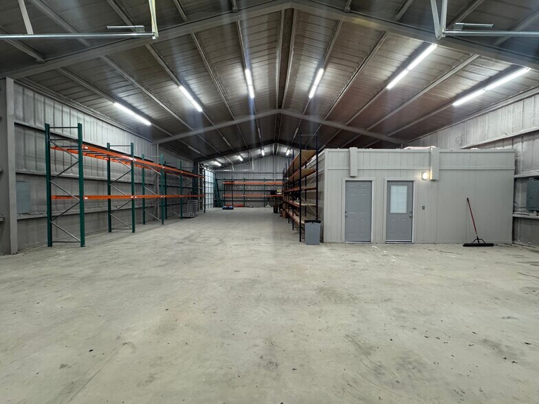 More Photos Of 5840 N FM 51, Weatherford Land For Lease