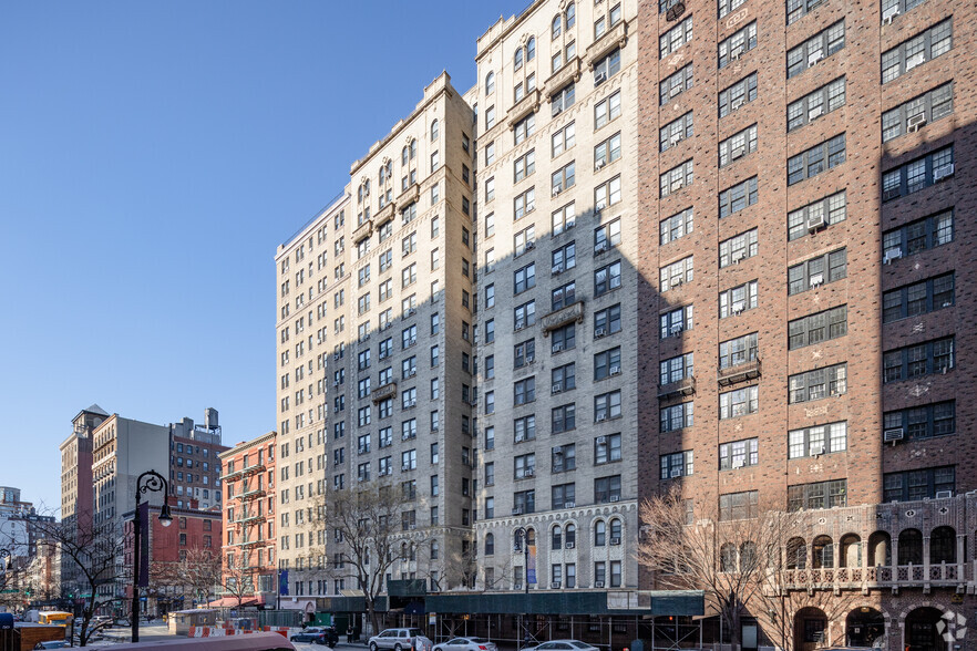 Primary Photo Of 41 W 72nd St, New York Apartments For Lease