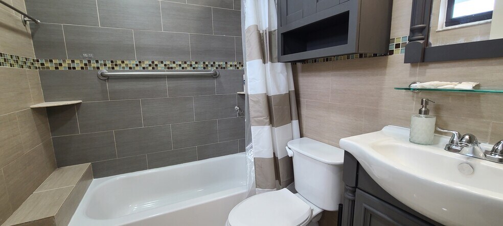 More Photos Of 1721 SW 24th Ter, Miami Apartments For Sale