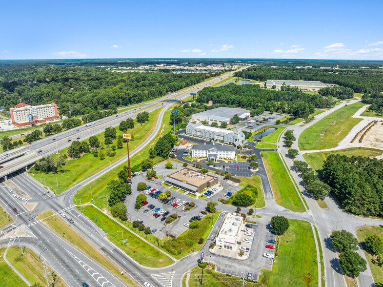 More Photos Of 1000 E Highway 80 E, Pooler Restaurant For Sale