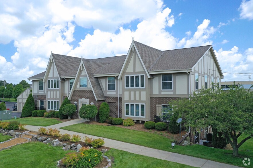 More Photos Of 11518 N Port Washington Rd, Mequon Office For Lease