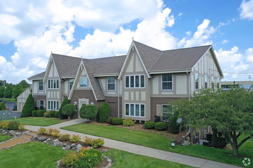 More Photos Of 11518 N Port Washington Rd, Mequon Office For Lease