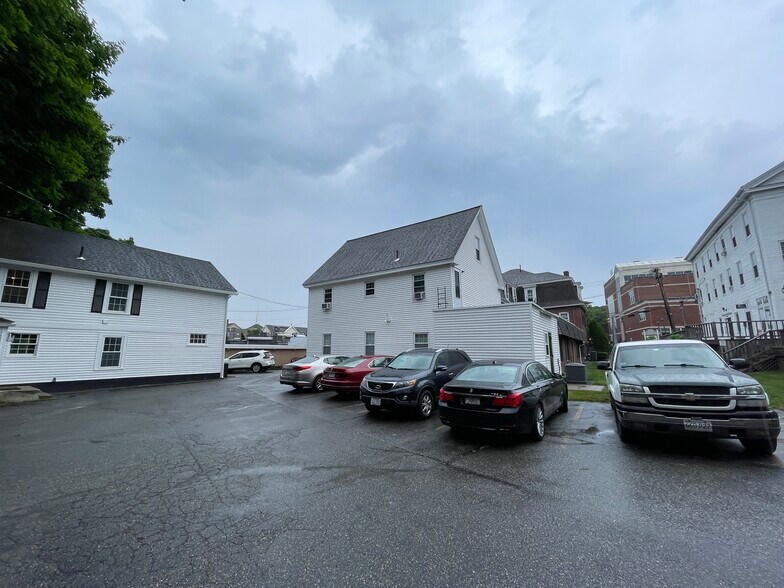 More Photos Of 12 Essex St, Andover Office For Lease