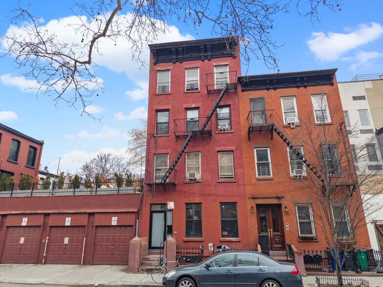 More Photos Of 187 Bond St, Brooklyn Apartments For Sale