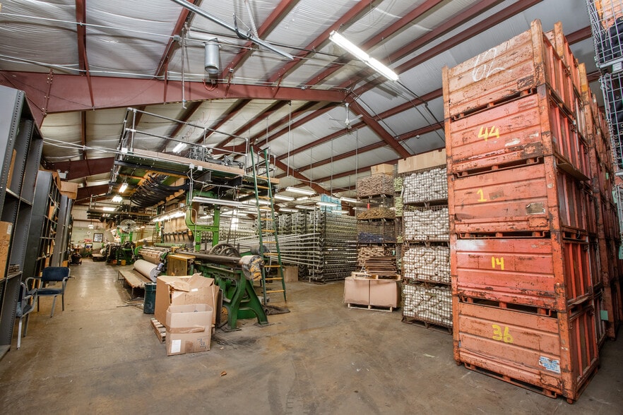 More Photos Of 201 W Lincoln Hwy, Penndel Manufacturing For Sale