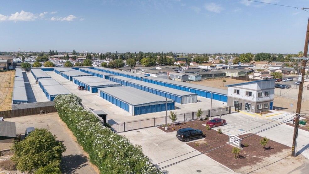 Primary Photo Of 183 S Austin Rd, Manteca Self Storage For Sale