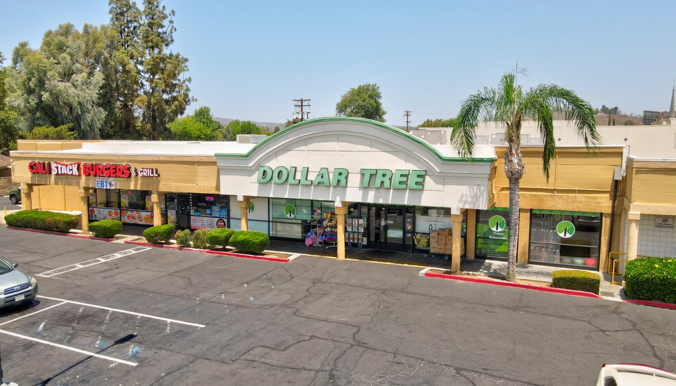 More Photos Of 12324-12346 Woodside Ave, Lakeside Unknown For Lease