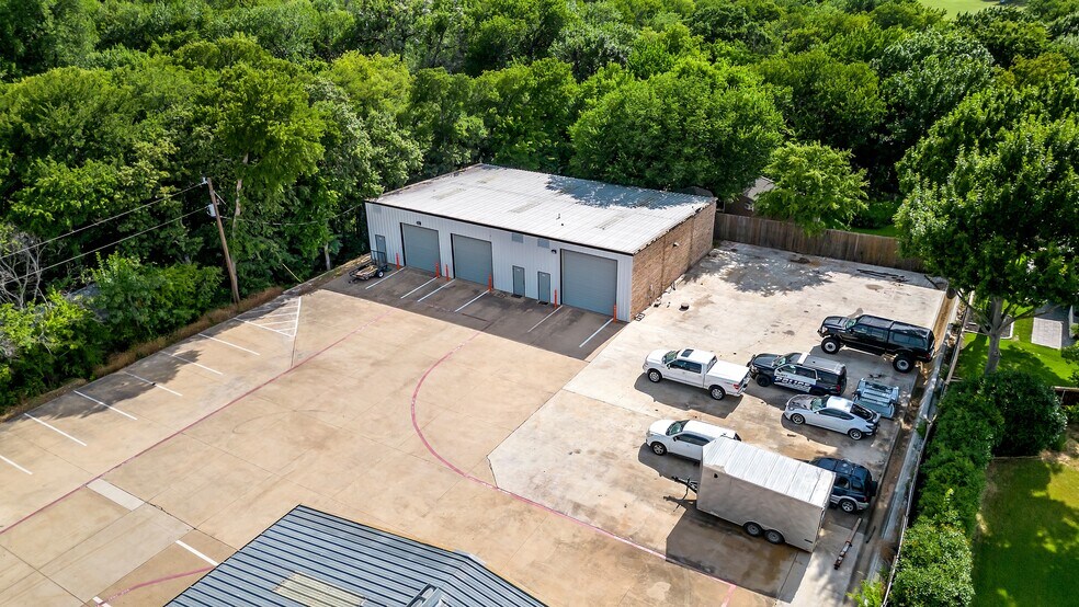 More Photos Of 8801 Davis Blvd, Keller Flex For Sale