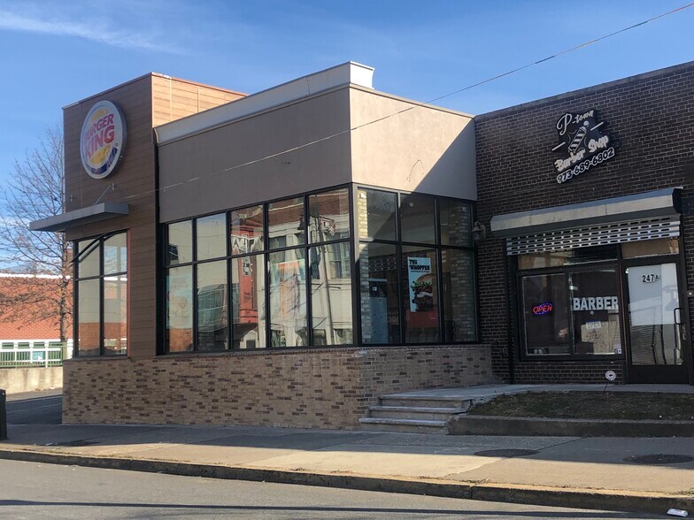 More Photos Of 237-251 Market St, Paterson Storefront Retail Office For Lease