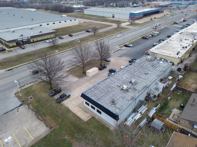 More Photos Of 12618-12620 E 31st St, Tulsa Freestanding For Sale