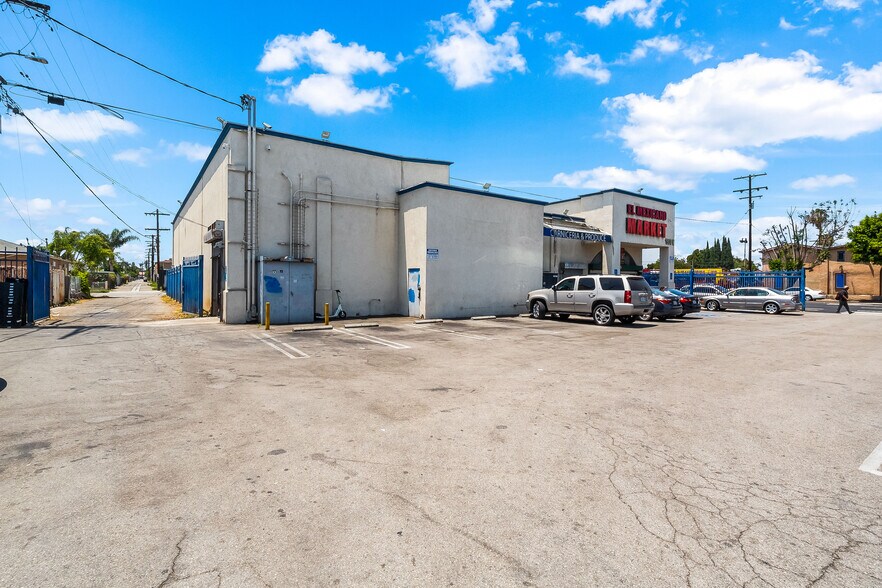 More Photos Of 1900 E Alondra Blvd, Compton Supermarket For Sale