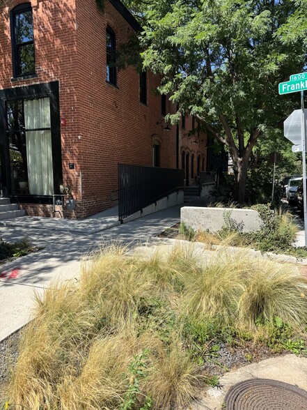 More Photos Of 2959 Franklin St, Denver Loft Creative Space For Lease