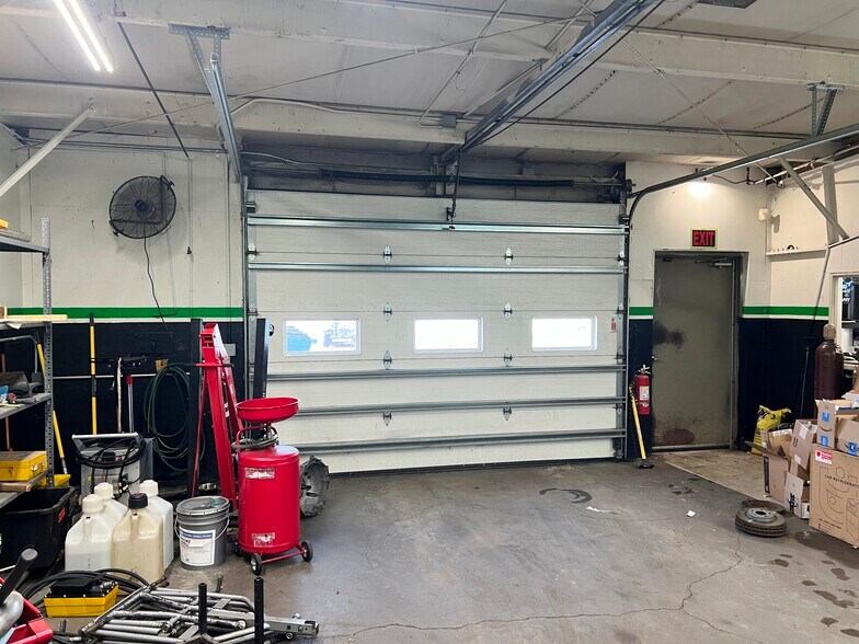 More Photos Of 8194 Fairview, Baxter Light Manufacturing For Sale