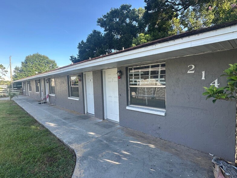 Primary Photo Of 214 N Chestnut Rd, Lakeland Multifamily For Sale
