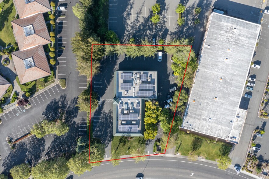 More Photos Of 6050 Commerce Blvd, Rohnert Park Office For Sale