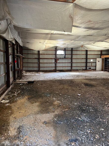 More Photos Of 832 Trexlertown Rd, Breinigsville Warehouse For Sale