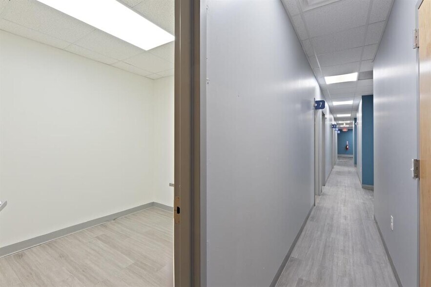 More Photos Of 430-432 Broadway, Bayonne Storefront For Lease