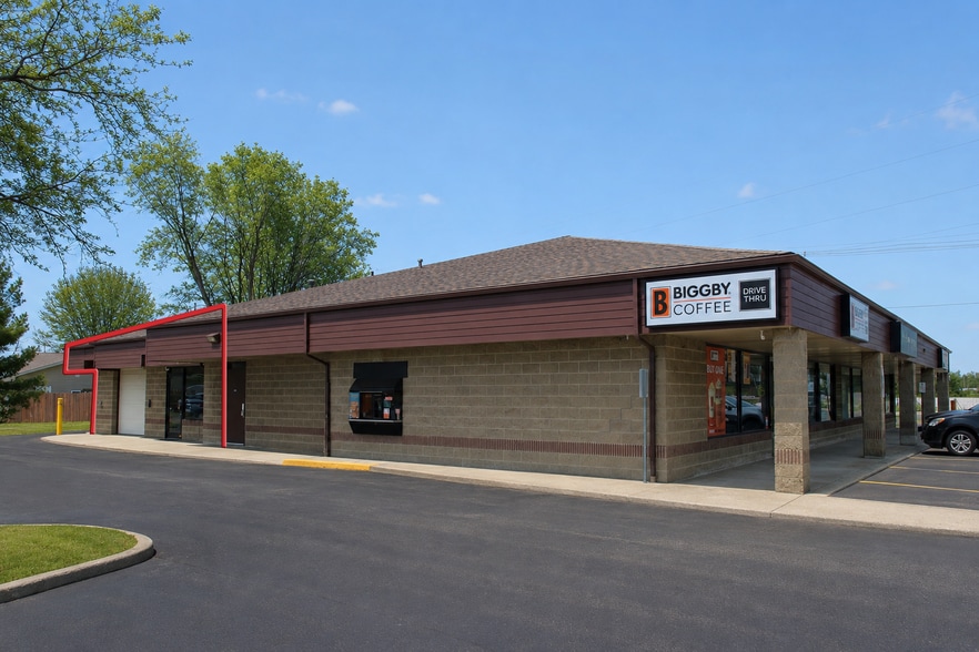Primary Photo Of 516 N Main St, Grafton Freestanding For Lease