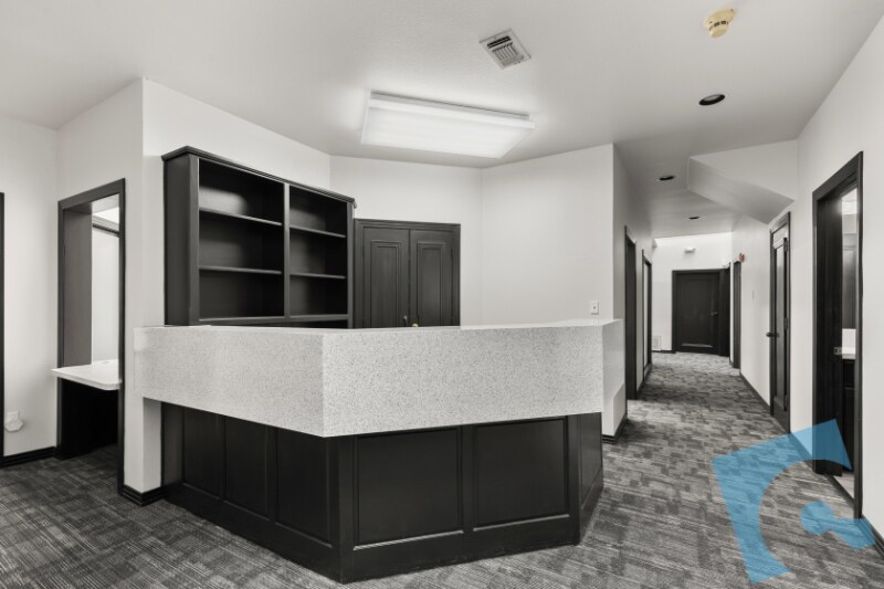 More Photos Of 501 W Harwood Rd, Hurst Medical For Lease