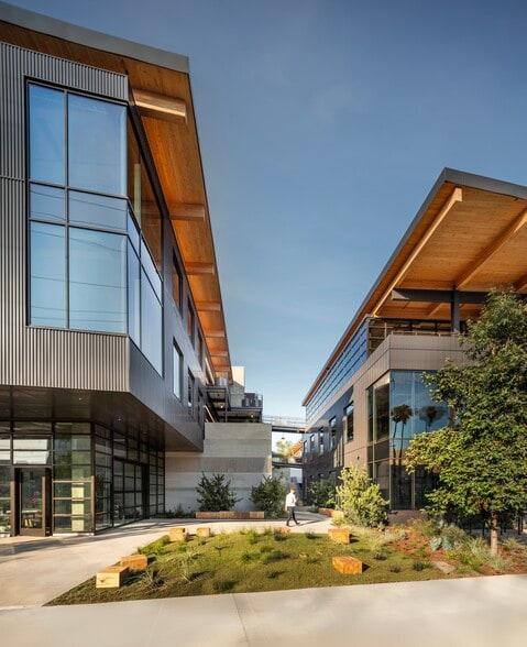 More Photos Of 4204 Glencoe Ave, Marina Del Rey Coworking Space