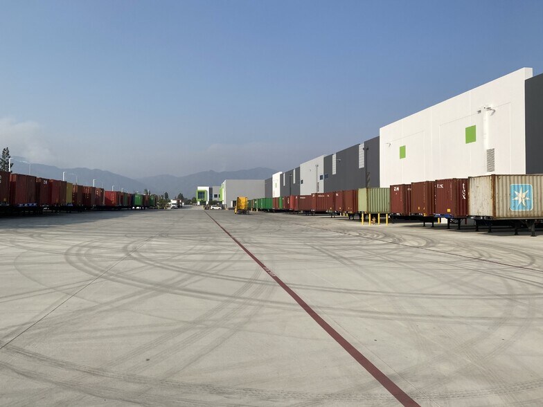 More Photos Of 4200-4250 Shirley Ave, El Monte Distribution For Lease