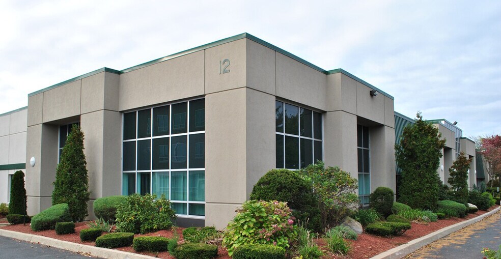 More Photos Of 12 Cabot Rd, Woburn Light Manufacturing For Lease