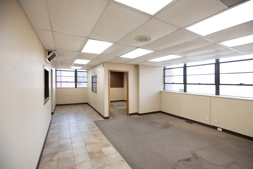 More Photos Of , Kansas City Unknown For Sale