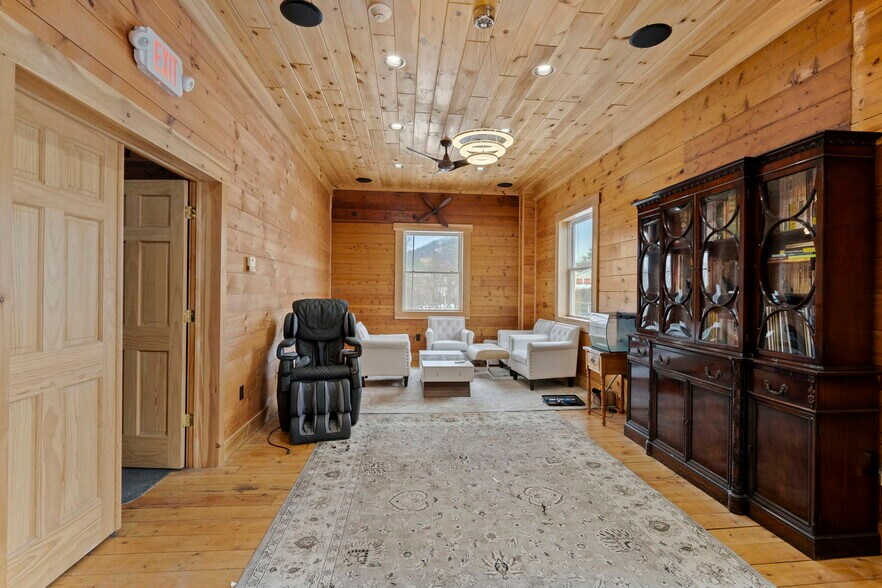 More Photos Of , Warrensburg Unknown For Sale