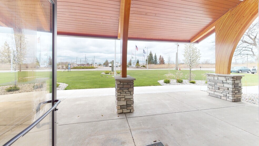 More Photos Of 4868 Wilder Rd, Bay City Medical For Lease