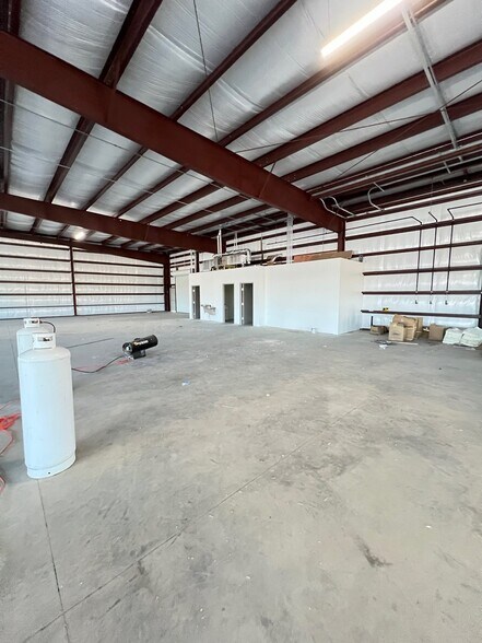 More Photos Of 9 Remington Dr, Little Rock Flex For Lease