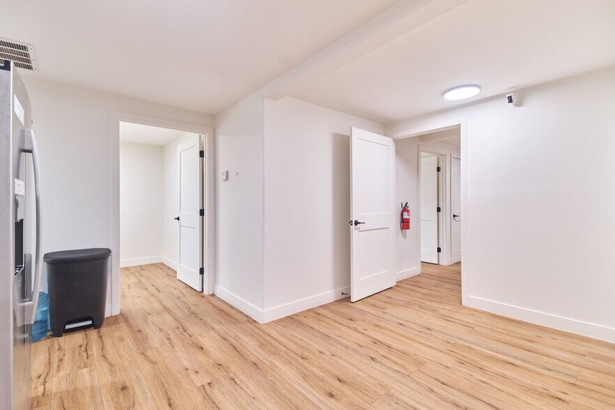 More Photos Of 586 Bonanza Trail, Big Bear Lake Office Residential For Sale