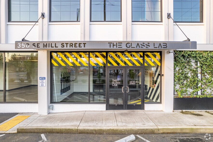 More Photos Of 350 SE Mill St, Portland Office For Lease