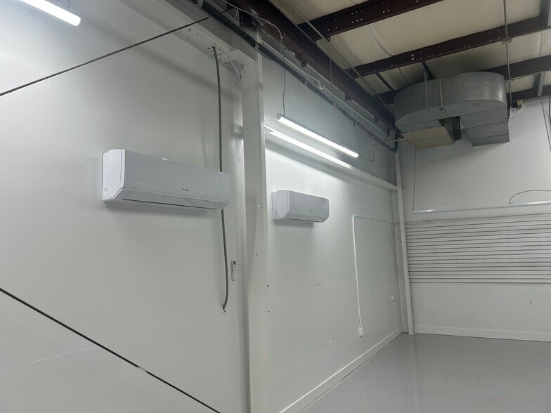 More Photos Of 9580 Madison Blvd, Madison Light Distribution For Lease