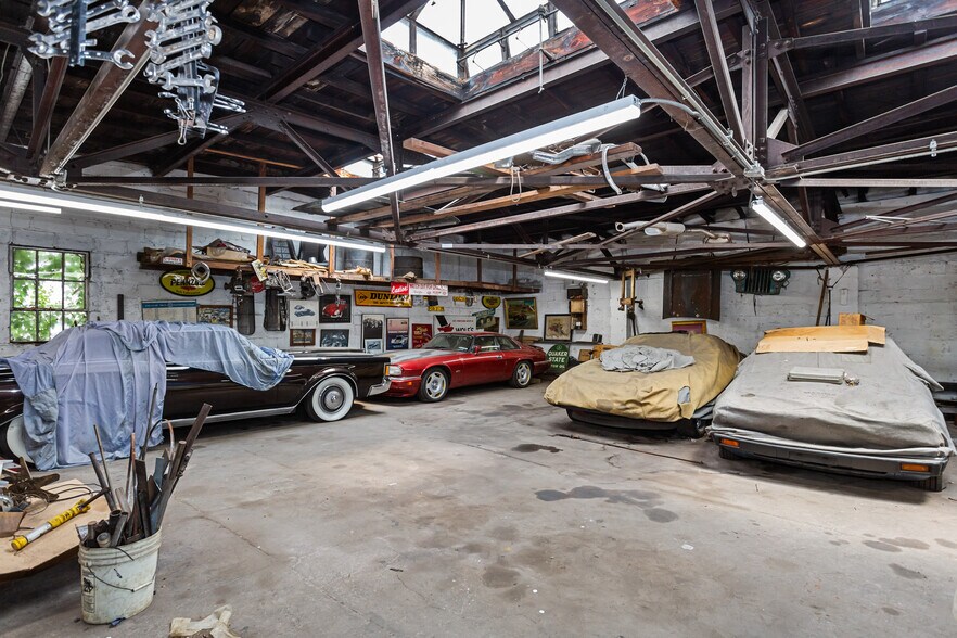 More Photos Of 307 Paterson Ave, East Rutherford Auto Repair For Sale