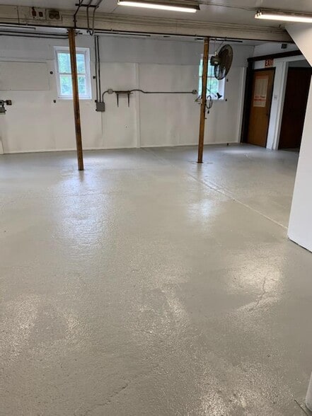 More Photos Of 603 Blue Bell Rd, Williamstown Warehouse For Lease