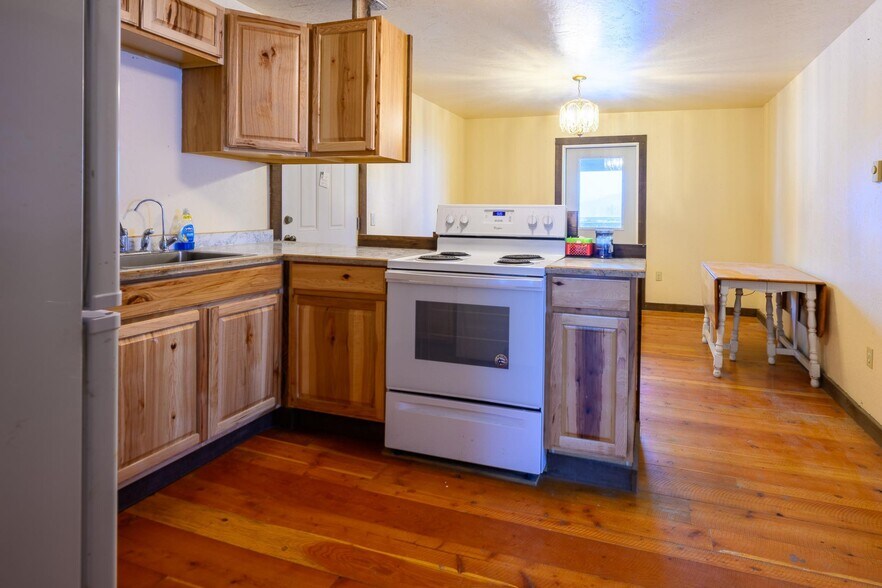 More Photos Of 312 Dewey Ave, Eureka Storefront Retail Office For Sale