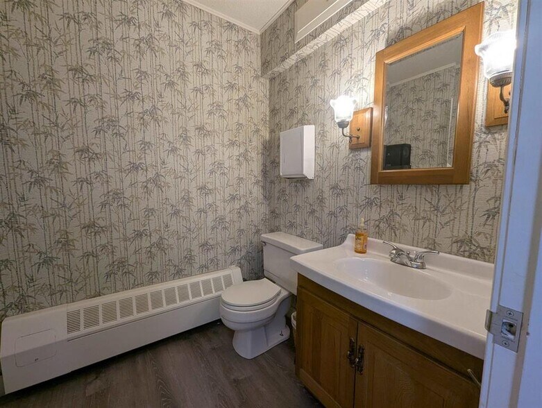 More Photos Of 209 Main St, Charlestown Storefront Retail Office For Sale