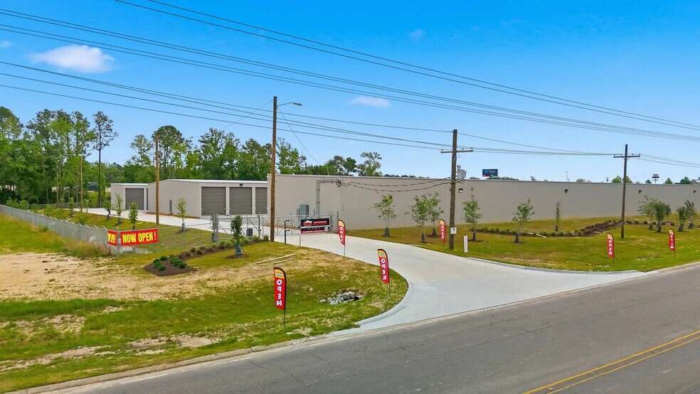 More Photos Of 375 Bass Pro Blvd, Denham Springs Self Storage For Lease