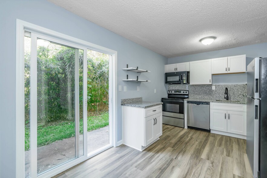 More Photos Of 300 E Charlotte Ave, Mount Holly Apartments For Sale