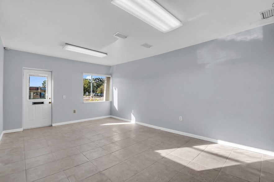 More Photos Of 800 Pasadena Ave S, South Pasadena Storefront Retail Residential For Sale