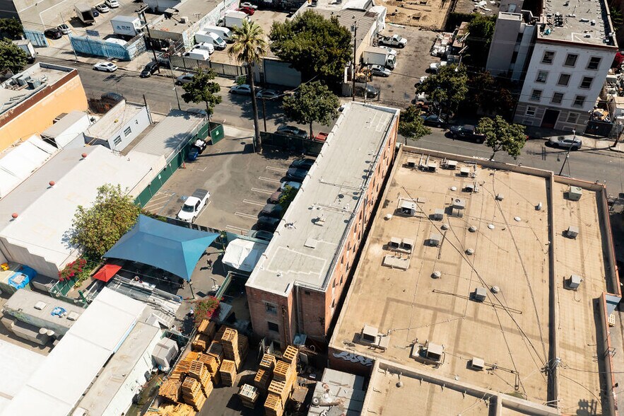 More Photos Of 553 Stanford Ave, Los Angeles Apartments For Sale