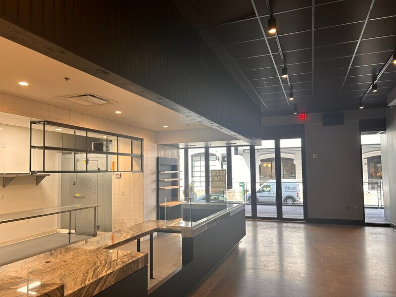 More Photos Of 850 NW 13th Ave, Portland Office For Lease