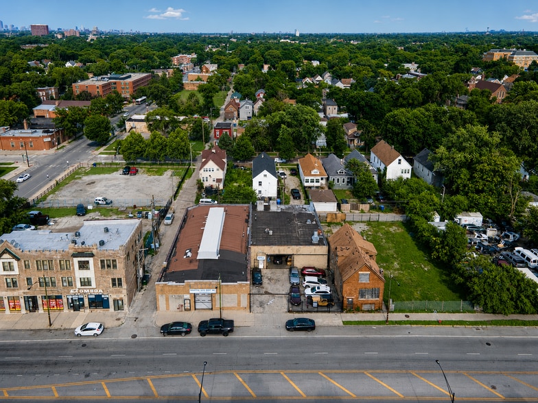 More Photos Of 6915 S Ashland Ave, Chicago General Retail For Sale