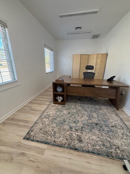 More Photos Of 3073-3097 Brickhouse Ct, Virginia Beach Office For Lease