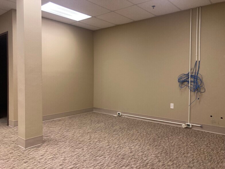 More Photos Of 105 1st St SE, Minot Apartments For Sale