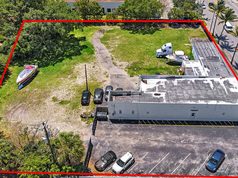 More Photos Of 249 S Federal Hwy, Dania Storefront Retail Office For Sale